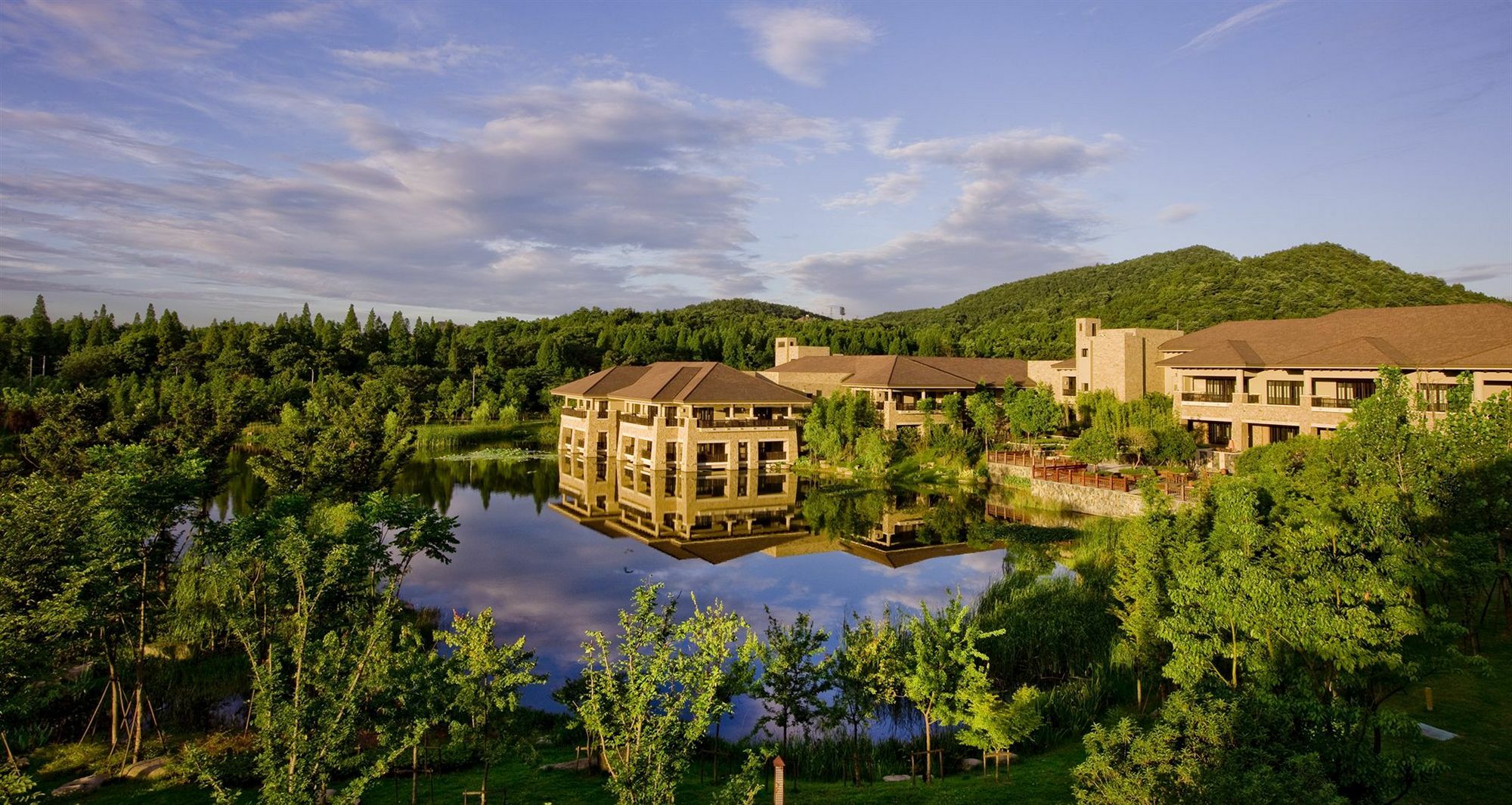 Narada Resort & Spa Liangzhu Ханджоу Екстериор снимка